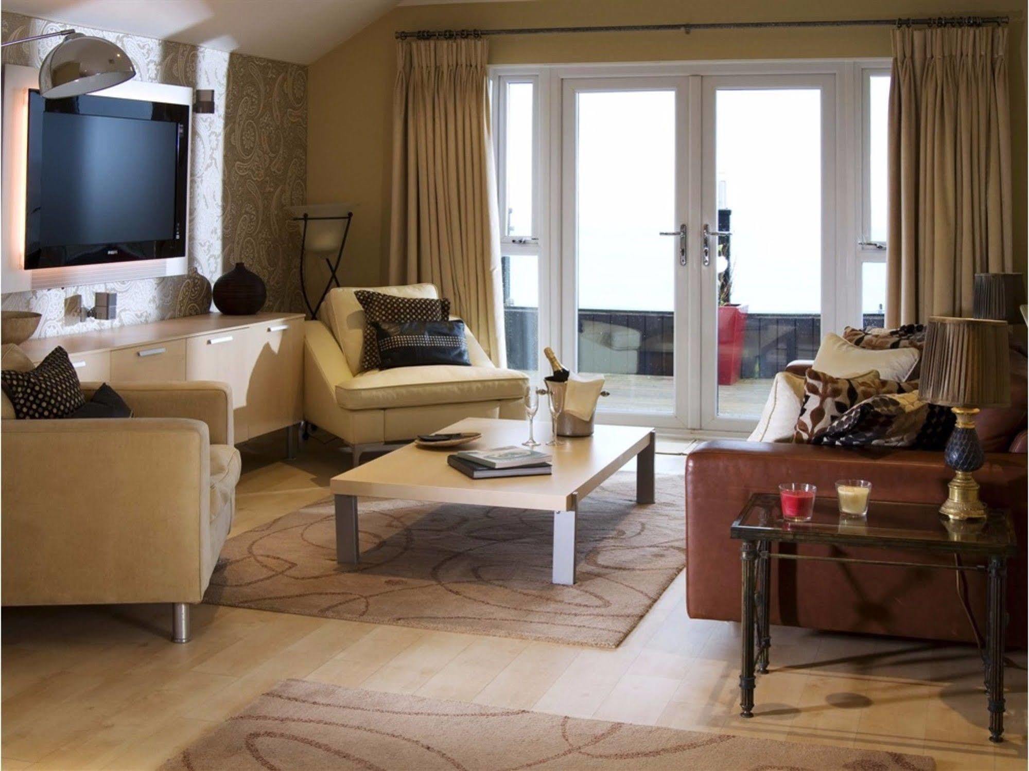 Pebble Beach Seaview Restaurant & Rooms New Milton Exterior foto